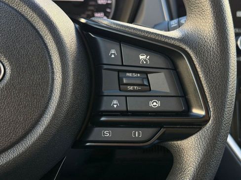 Used 2024 Subaru Crosstrek 2.0i Premium image 24