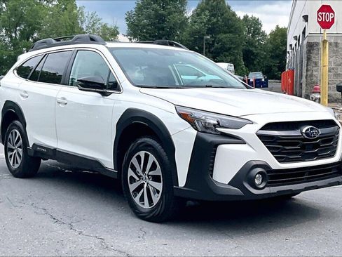 Used 2024 Subaru Outback Premium w/ Popular Package #1 AWD/4WD image 19