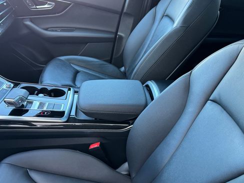 Used 2023 Audi Q7 2.0T Premium w/ Convenience Package image 20