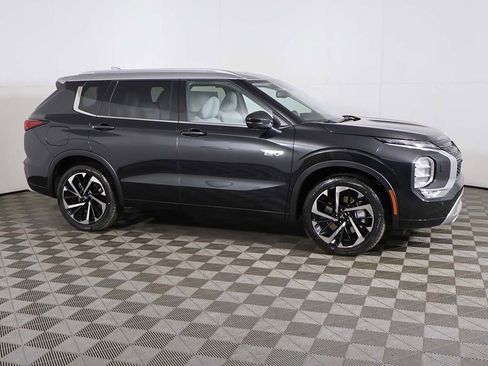 New 2025 Mitsubishi Outlander SEL image 19
