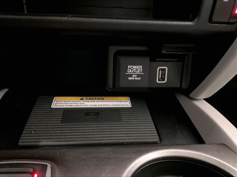 Used 2022 Honda Pilot Special Edition image 28