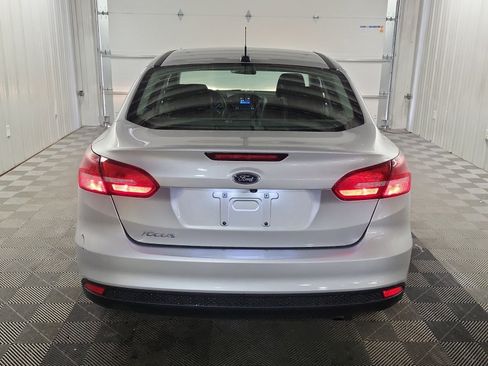 Used 2018 Ford Focus S FWD image 4