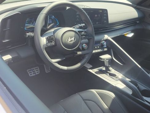 New 2026 Hyundai Elantra SEL Sport FWD image 5