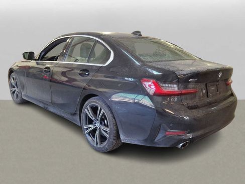 Used 2019 BMW 330i xDrive Sedan w/ Convenience Package image 4