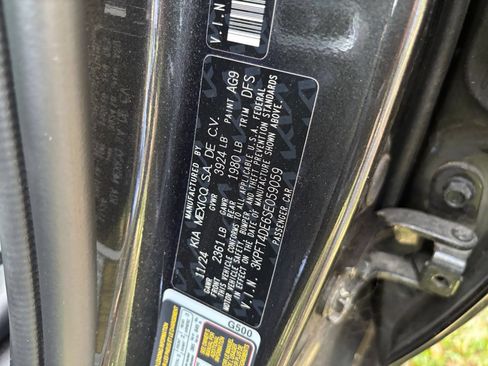 Used 2025 Kia K4 FWD image 28