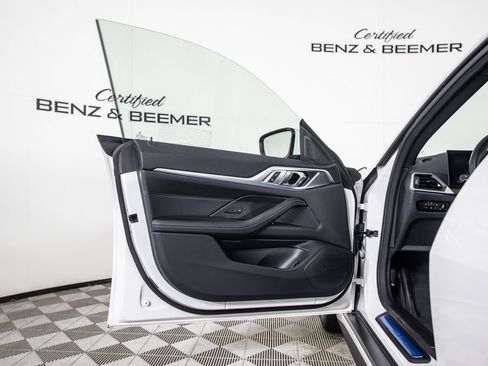 Used 2023 BMW i4 eDrive35 w/ Premium Package RWD image 17