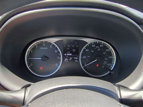 New 2025 Nissan Kicks Play S image 19