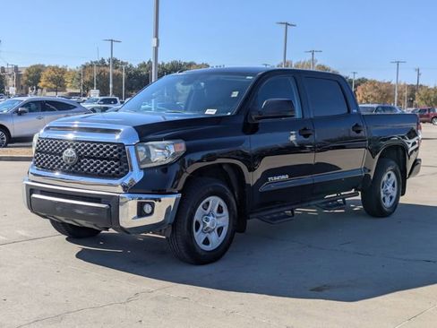 Used 2018 Toyota Tundra SR5 image 10