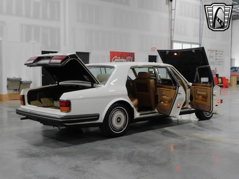 Used 1986 Rolls-Royce Silver Spur image 19