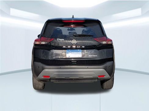 Used 2023 Nissan Rogue SV image 6