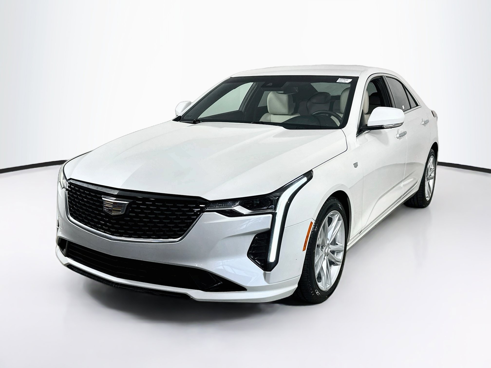 Used 2023 Cadillac CT4 Luxury RWD image 1