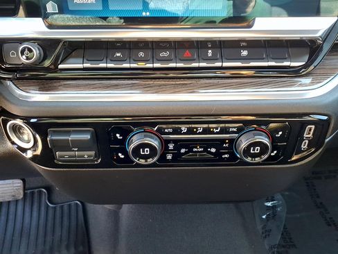 Certified 2025 Chevrolet Silverado 1500 LT image 13