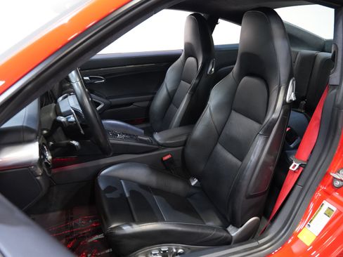 Used 2019 Porsche 911 Turbo S AWD/4WD image 25