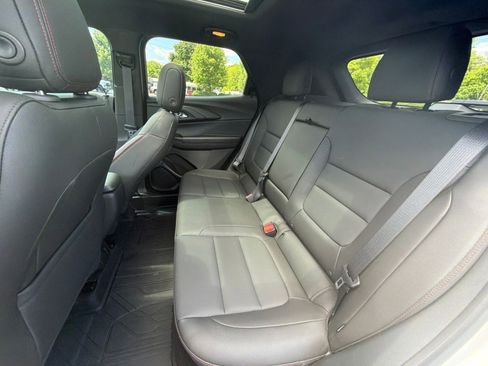 Used 2024 Chevrolet TrailBlazer RS w/ Convenience Package FWD image 27