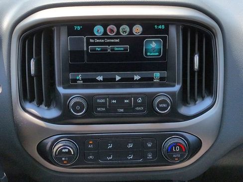 Used 2015 Chevrolet Colorado Z71 image 22