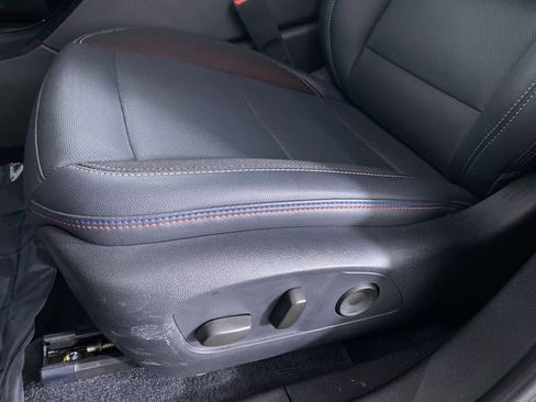 Certified 2024 Chevrolet Equinox EV RS image 8