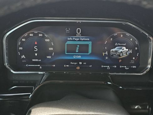 Certified 2024 Chevrolet Silverado 1500 High Country w/ Technology Package AWD/4WD image 39