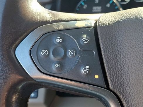 Used 2020 Chevrolet Suburban Premier image 23