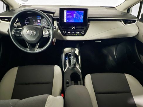 Used 2023 Toyota Corolla LE image 29