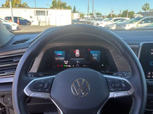 Used 2026 Volkswagen Atlas SE AWD/4WD image 26