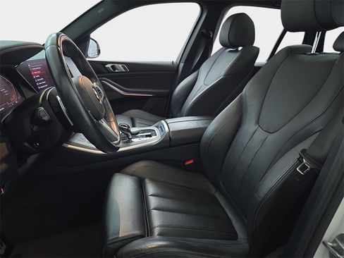 Used 2020 BMW X5 xDrive40i w/ M Sport Package image 18