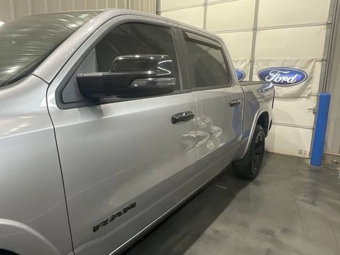 Used 2025 RAM 1500 Big Horn AWD/4WD image 4