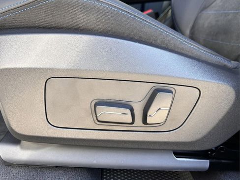 Used 2025 BMW X1 xDrive28i w/ Premium Package image 25