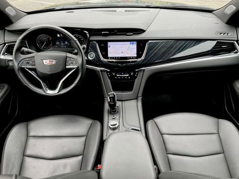 Certified 2023 Cadillac XT6 Premium Luxury image 27