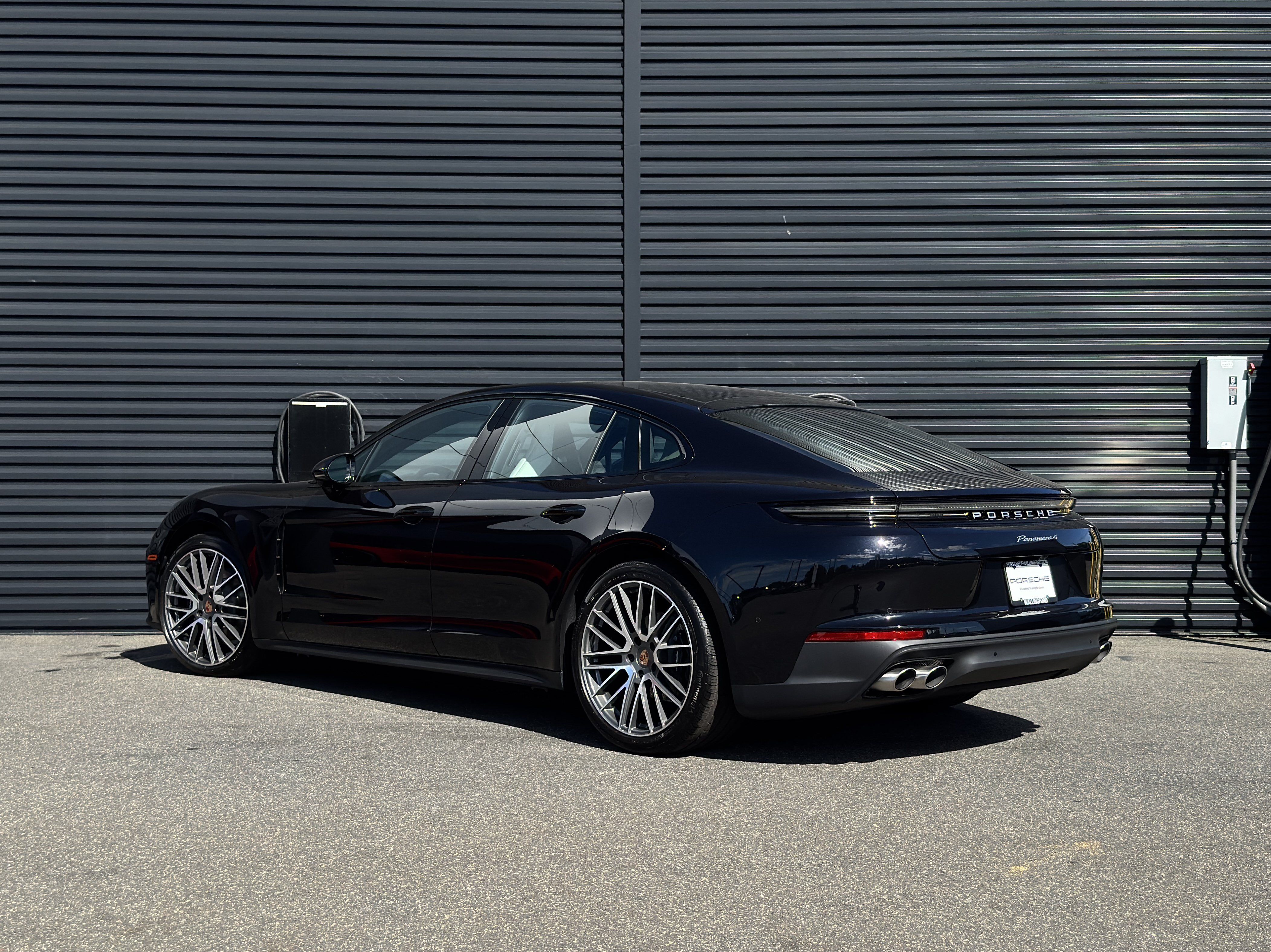 Certified 2025 Porsche Panamera 4 AWD/4WD image 3