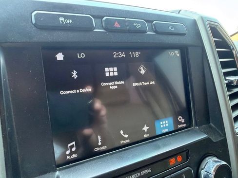 Used 2017 Ford F250 Lariat w/ Lariat Value Package AWD/4WD image 34