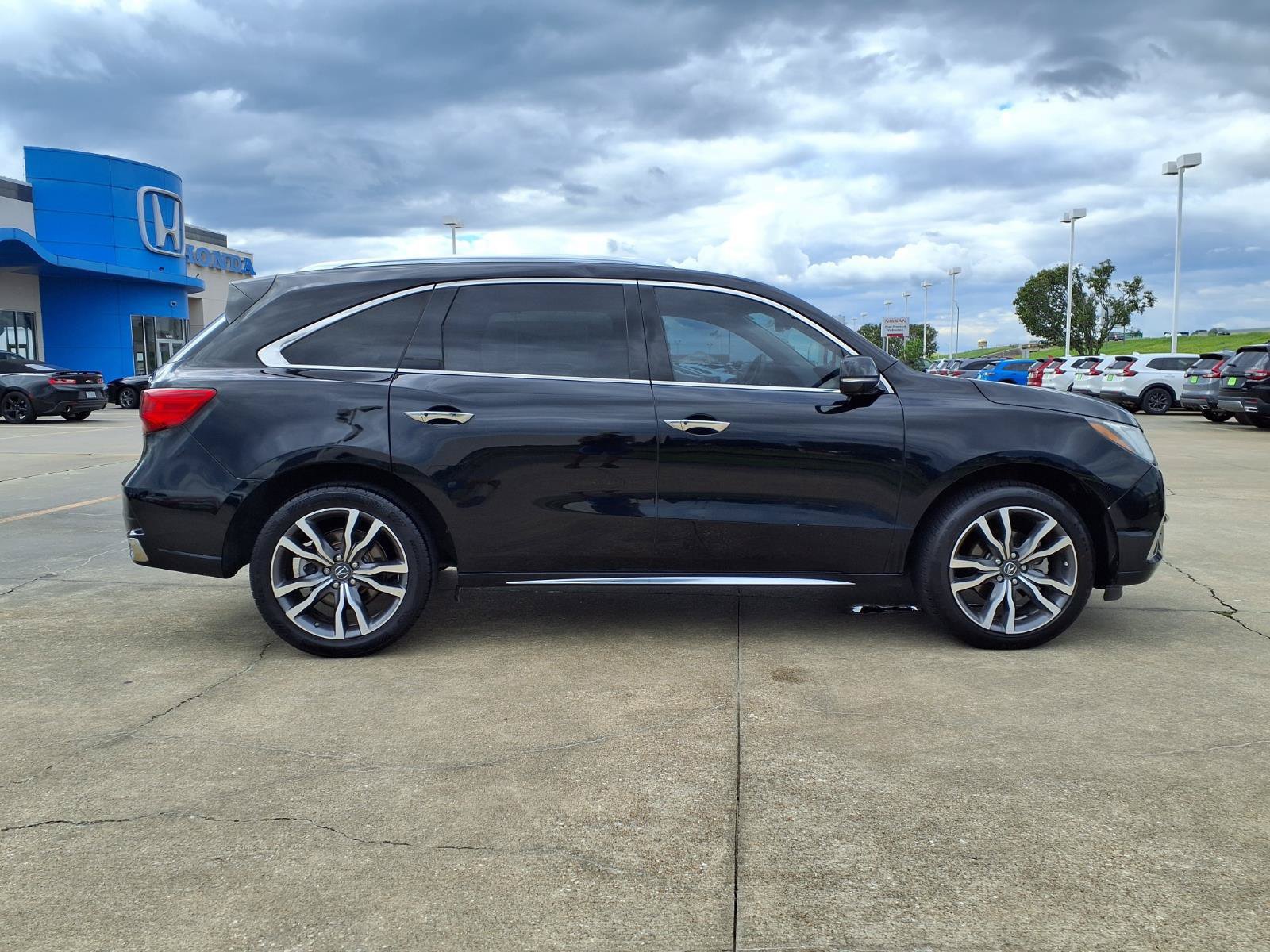 Used 2019 Acura MDX w/ Advance Package AWD/4WD image 8