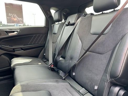 Used 2022 Ford Edge ST w/ Equipment Group 401A AWD/4WD image 22