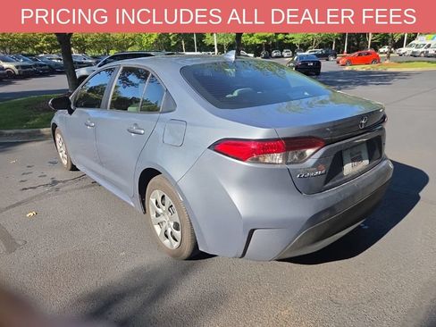 Used 2024 Toyota Corolla LE FWD image 11