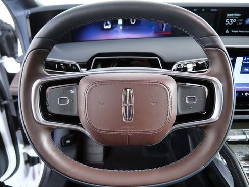 New 2026 Lincoln Nautilus Black Label w/ Jet Appearance Package AWD/4WD image 22