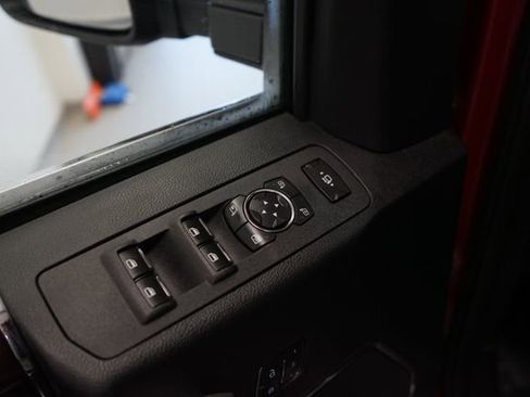 Used 2017 Ford F250 Platinum w/ Snow Plow Prep Package image 20