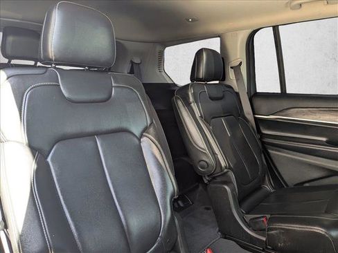 Used 2021 Jeep Grand Cherokee L Limited image 20