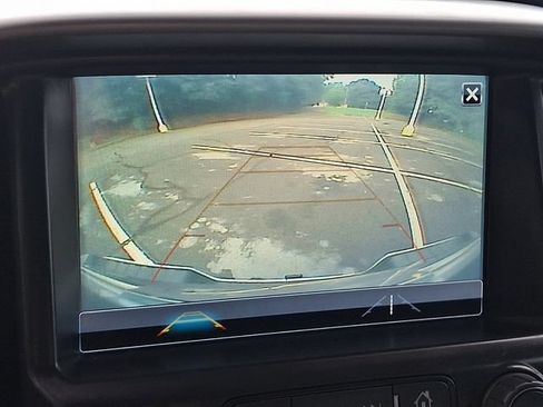 Used 2018 Chevrolet Colorado LT w/ Safety Package RWD image 18