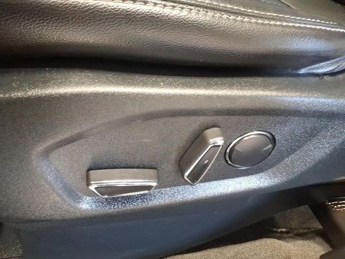 Used 2018 Ford Explorer Limited AWD/4WD image 20