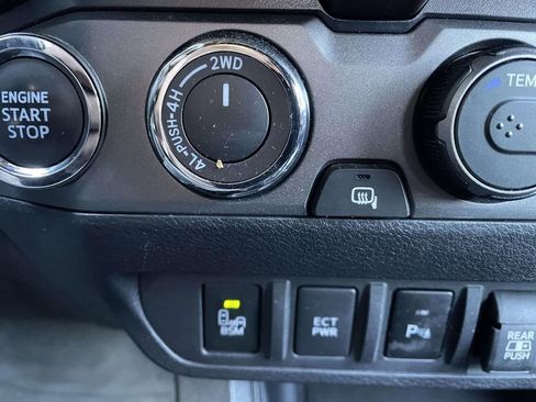 Used 2023 Toyota Tacoma TRD Sport image 42