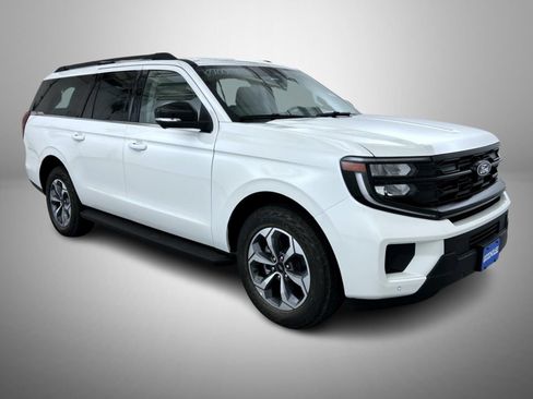 New 2027 Ford Expedition Max Active AWD/4WD image 3