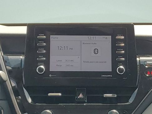 Used 2024 Toyota Camry SE w/ Convenience Package image 14