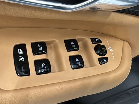 Used 2025 Volvo XC90 T8 Ultra w/ Protection Package Premier image 23