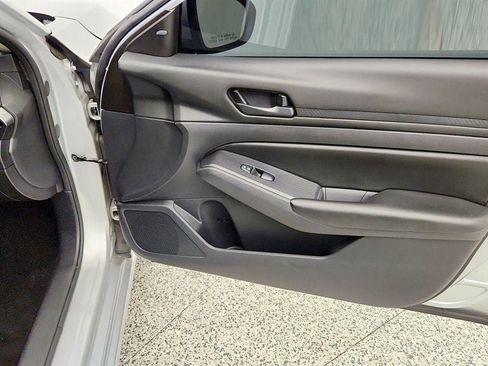 Used 2023 Nissan Altima 2.5 S FWD image 24