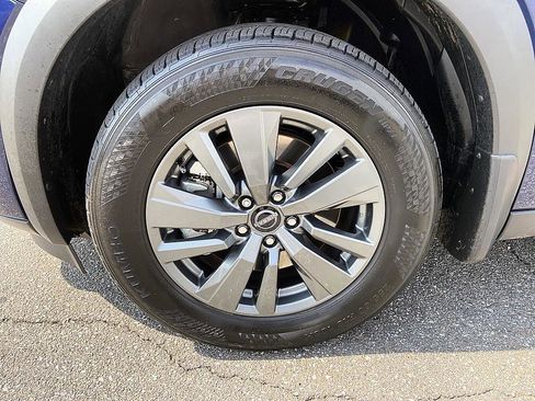 Certified 2025 Nissan Pathfinder SV AWD/4WD image 8