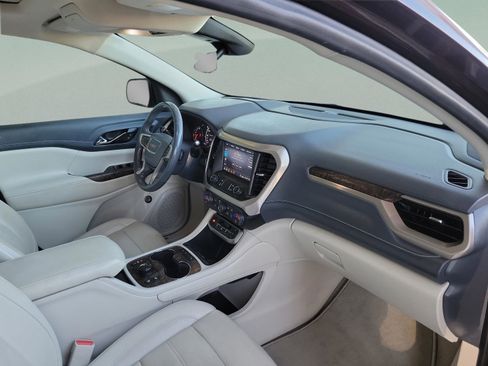 Used 2020 GMC Acadia Denali w/ Technology Package image 15