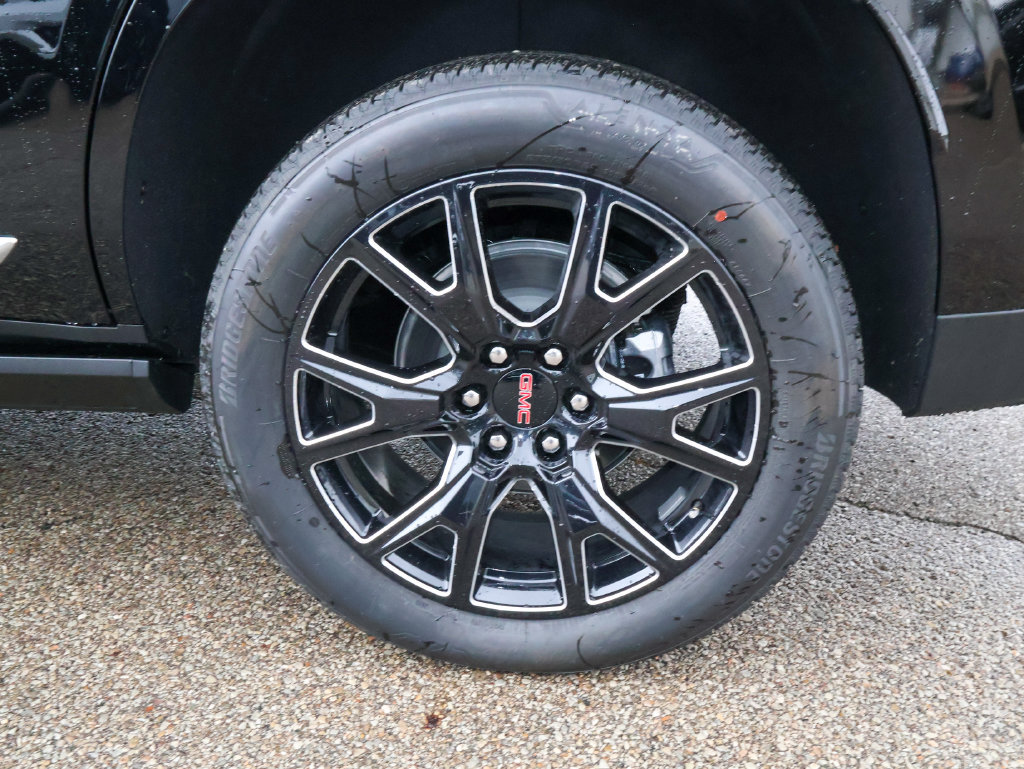 New 2026 GMC Yukon Denali w/ Denali Reserve Package AWD/4WD image 44
