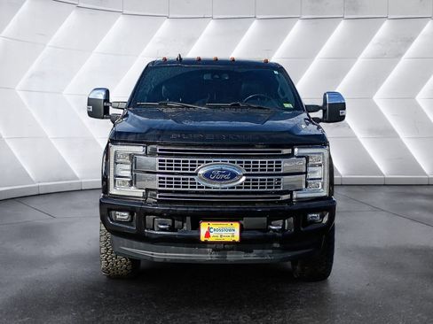 Used 2019 Ford F350 Platinum w/ Platinum Ultimate Package image 9