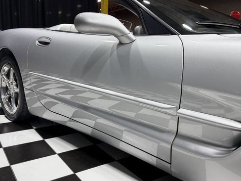 Used 2002 Chevrolet Corvette Convertible w/ Preferred Equipment Group2 image 26