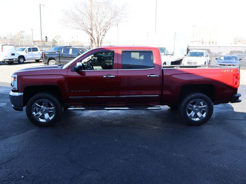 Used 2018 Chevrolet Silverado 1500 LTZ w/ Sport Package image 7