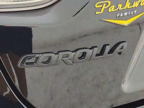 Used 2024 Toyota Corolla SE FWD image 29